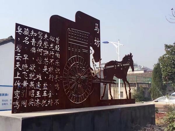 雕塑廠家如何保障大型城市雕塑的長(zhǎng)期耐久性與藝術(shù)還原度